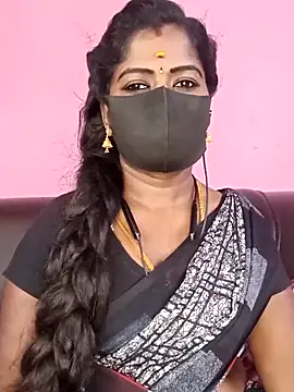 Snapshot of tamilammukuttyy chatting on April 11, 2026, 10:08 am tamilammukuttyy online show from April 11, 2026, 10:08 am