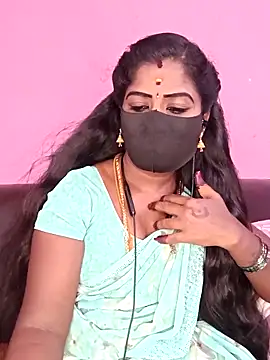 Snapshot of tamilammukuttyy chatting on April 12, 2026, 3:44 am tamilammukuttyy online show from April 12, 2026, 3:44 am