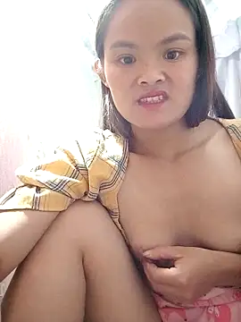 xinhxinhcute online show from September 30, 2025, 11:59 am