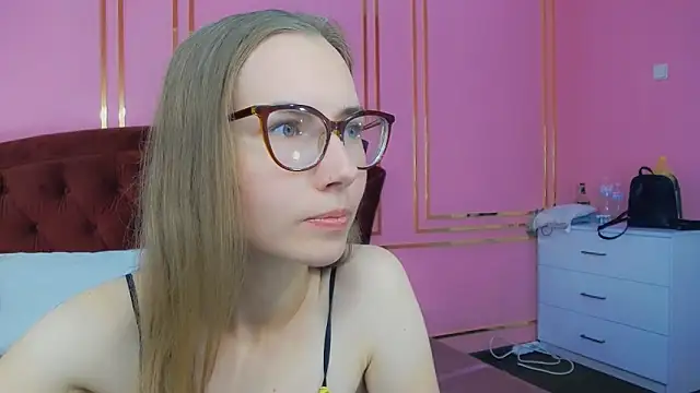 JessieJuss online show from September 21, 2025, 2:29 pm