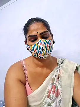 Snapshot of sherlin24 chatting on October 12, 2025, 4:17 pm sherlin24 online show from October 12, 2025, 4:17 pm