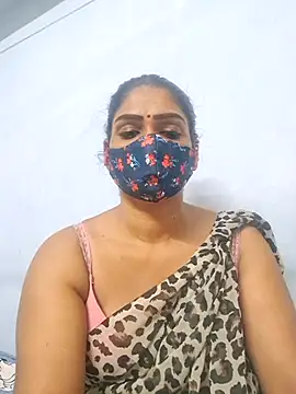 Snapshot of sherlin24 chatting on November 6, 2025, 4:19 pm sherlin24 online show from November 6, 2025, 4:19 pm