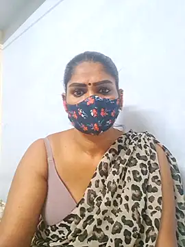 Snapshot of sherlin24 chatting on November 10, 2025, 5:01 pm sherlin24 online show from November 10, 2025, 5:01 pm