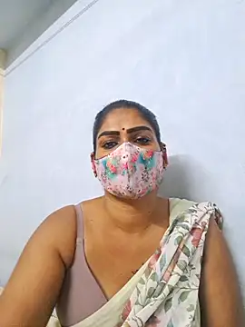 Snapshot of sherlin24 chatting on November 12, 2025, 4:18 pm sherlin24 online show from November 12, 2025, 4:18 pm