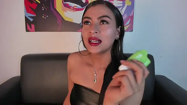 Zairaa Fox online show from October 4, 2025, 1:36 am