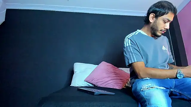 Boss Domiinator online show from March 27, 2026, 12:27 pm