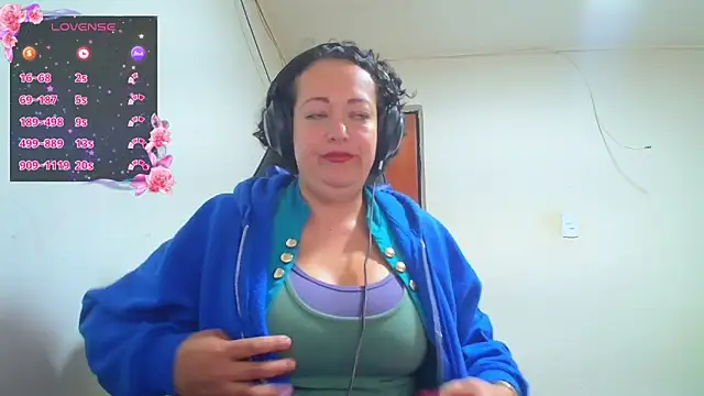 Miss Oriana online show from November 21, 2025, 8:51 pm