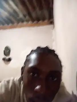 LoyaleMali03 online show from October 12, 2025, 1:21 pm