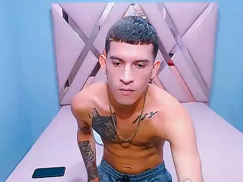 dilan abraham12 online show from September 26, 2025, 7:40 pm