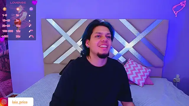 Snapshot of Laia_and_Damian chatting on September 19, 2025, 7:47 pm Laia and Damian online show from September 19, 2025, 7:47 pm