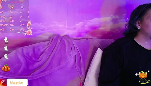 Snapshot of Laia_and_Damian chatting on October 31, 2025, 12:22 am Laia and Damian online show from October 31, 2025, 12:22 am