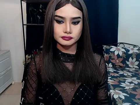 Snapshot of RositaUshvada chatting on November 8, 2025, 2:06 pm RositaUshvada online show from November 8, 2025, 2:06 pm