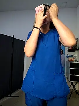 Madisson-04  online show from December 17, 2025, 3:18 pm