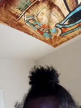 CREAMYASSNAEE online show from September 24, 2025, 11:41 pm