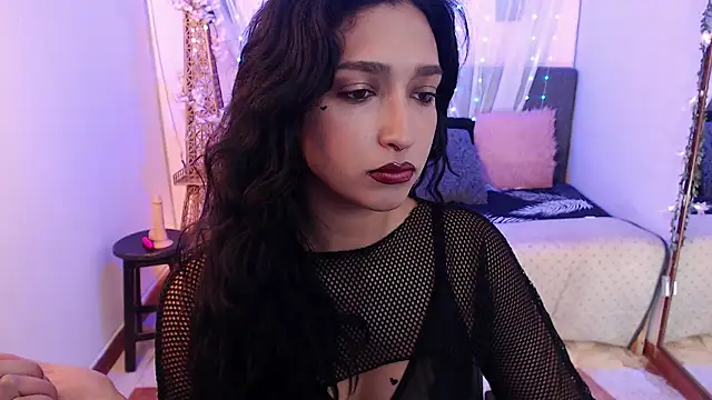 Cleofox  online show from September 18, 2025, 11:40 pm