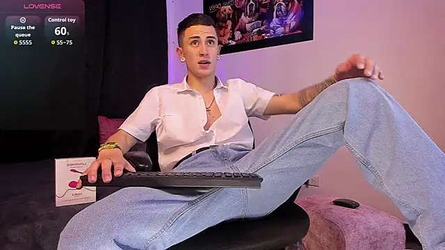 Sebas maverick online show from September 25, 2025, 3:21 am