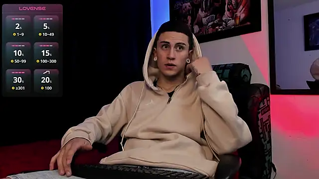 Sebas maverick online show from February 12, 2026, 11:44 pm