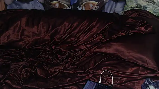 yutachka online show from October 3, 2025, 10:51 pm