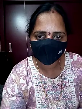 Snapshot of Mee_harini-telugupilla chatting on April 29, 2026, 10:08 am Mee harini-telugupilla online show from April 29, 2026, 10:08 am