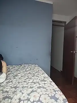 badlove42 online show from December 5, 2025, 4:36 pm