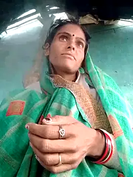 Snapshot of H_seema chatting on February 11, 2026, 2:05 am H seema online show from February 11, 2026, 2:05 am