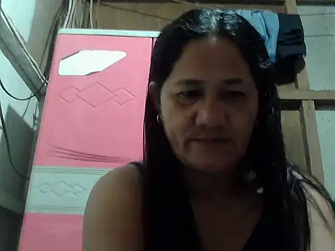 Snapshot of hotmama_063 chatting on October 21, 2025, 7:58 pm hotmama 063 online show from October 21, 2025, 7:58 pm