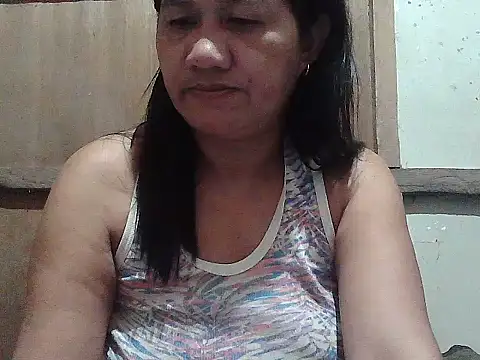 hotmama 063 online show from March 7, 2026, 9:45 pm