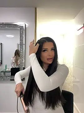 KylieKroftt online show from February 22, 2026, 7:23 pm