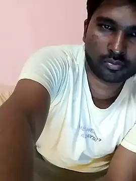 Snapshot of milkyseduce chatting on November 1, 2025, 6:43 pm milkyseduce online show from November 1, 2025, 6:43 pm