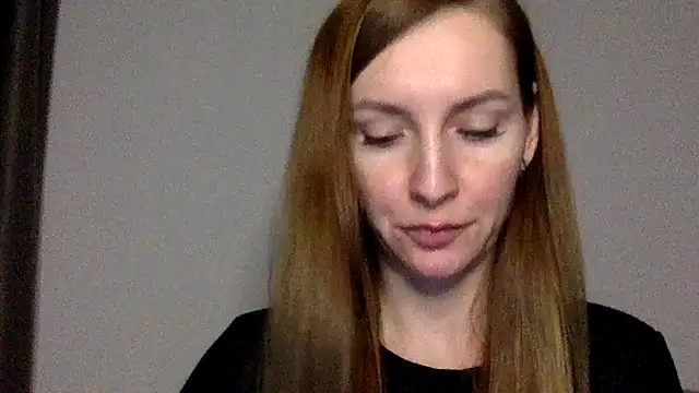 Varnyx online show from November 18, 2025, 4:33 pm