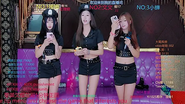 Snapshot of GlitzGals-002 chatting on September 11, 2025, 9:15 pm GlitzGals-002 online show from September 11, 2025, 9:15 pm