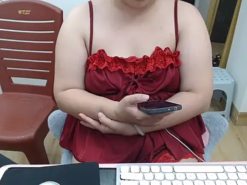Hana Mina online show from September 19, 2025, 2:18 pm