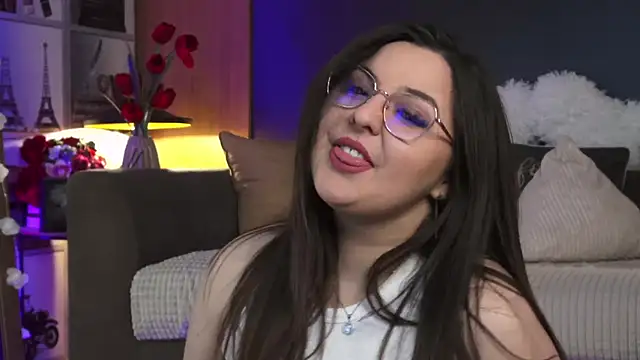 Mia Swano online show from March 3, 2026, 2:28 am