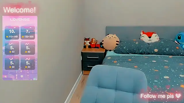 Snapshot of Kitten_Alissa chatting on November 21, 2025, 7:01 pm Kitten Alissa online show from November 21, 2025, 7:01 pm