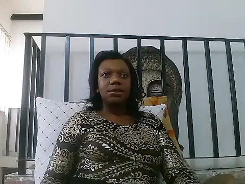 BrownSkinGirlx25 online show from September 10, 2025, 8:36 am