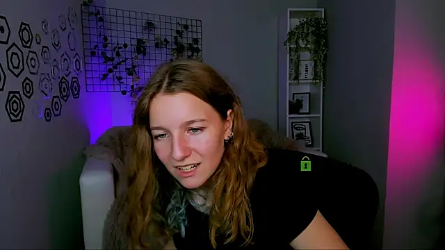 Snapshot of benny_duglas chatting on October 7, 2025, 12:24 pm benny duglas online show from October 7, 2025, 12:24 pm