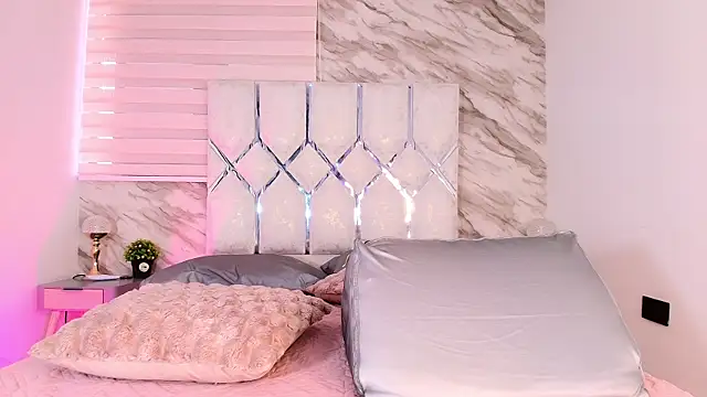 collet 1 online show from April 23, 2026, 11:53 am