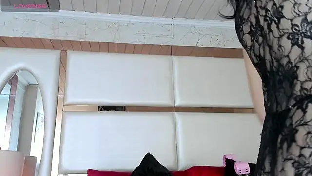 Snapshot of Ely09_ chatting on February 7, 2026, 2:21 pm Ely09 online show from February 7, 2026, 2:21 pm