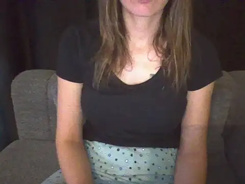 Olguolcay online show from September 24, 2025, 5:16 pm