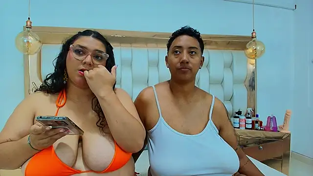 TiffantyAndStacy online show from September 24, 2025, 8:23 pm