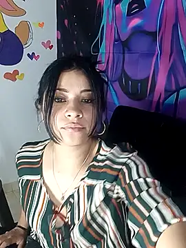 Snapshot of ValerieLove_ chatting on September 10, 2025, 7:47 pm ValerieLove online show from September 10, 2025, 7:47 pm