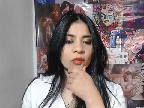 Snapshot of ValerieLove_ chatting on October 3, 2025, 7:22 pm ValerieLove online show from October 3, 2025, 7:22 pm