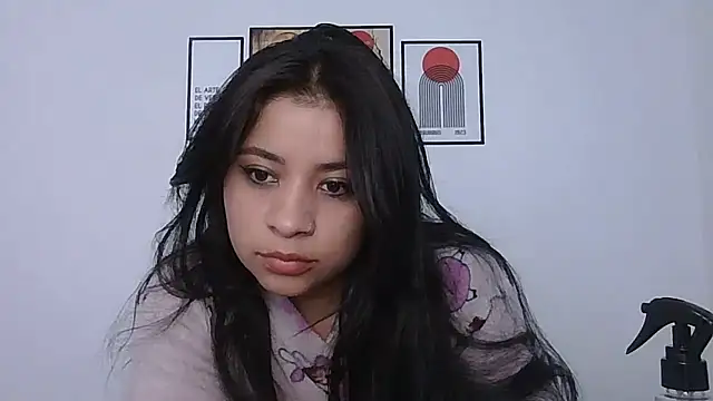 Snapshot of ValerieLove_ chatting on March 14, 2026, 12:21 pm ValerieLove online show from March 14, 2026, 12:21 pm