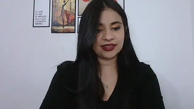 Snapshot of ValerieLove_ chatting on March 18, 2026, 10:46 pm ValerieLove online show from March 18, 2026, 10:46 pm