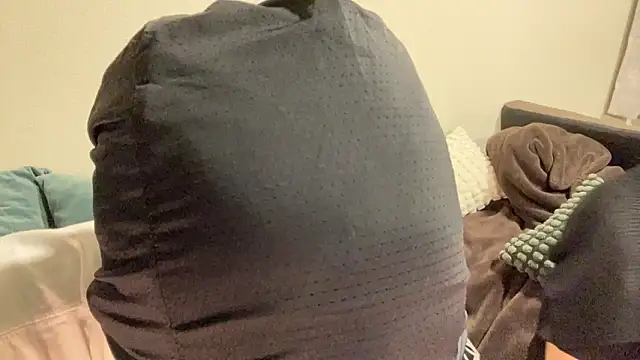 Snapshot of eru2025 chatting on October 29, 2025, 9:55 am eru2025 online show from October 29, 2025, 9:55 am