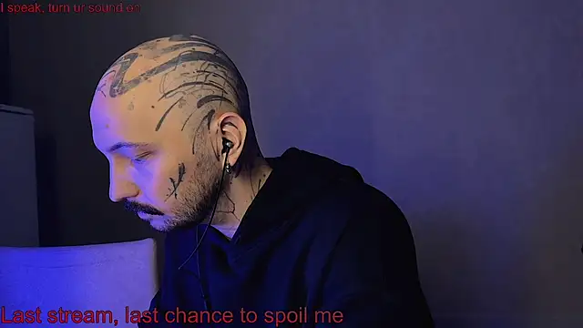 Snapshot of AndyLonesome chatting on September 13, 2025, 7:57 pm AndyLonesome online show from September 13, 2025, 7:57 pm