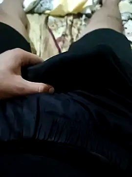 Snapshot of anis3g4 chatting on September 21, 2025, 2:40 pm anis3g4 online show from September 21, 2025, 2:40 pm