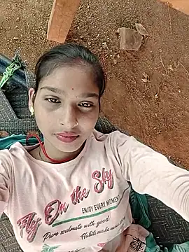 Snapshot of Yatiksha_Beby chatting on September 14, 2025, 8:02 am Yatiksha Beby online show from September 14, 2025, 8:02 am