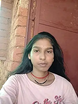 Snapshot of Yatiksha_Beby chatting on September 23, 2025, 8:28 am Yatiksha Beby online show from September 23, 2025, 8:28 am