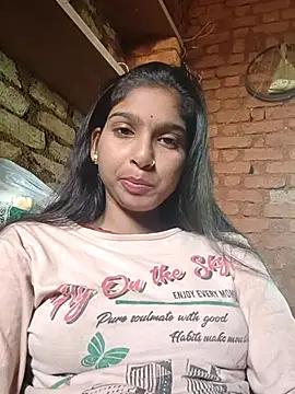 Snapshot of Yatiksha_Beby chatting on October 18, 2025, 8:15 am Yatiksha Beby online show from October 18, 2025, 8:15 am